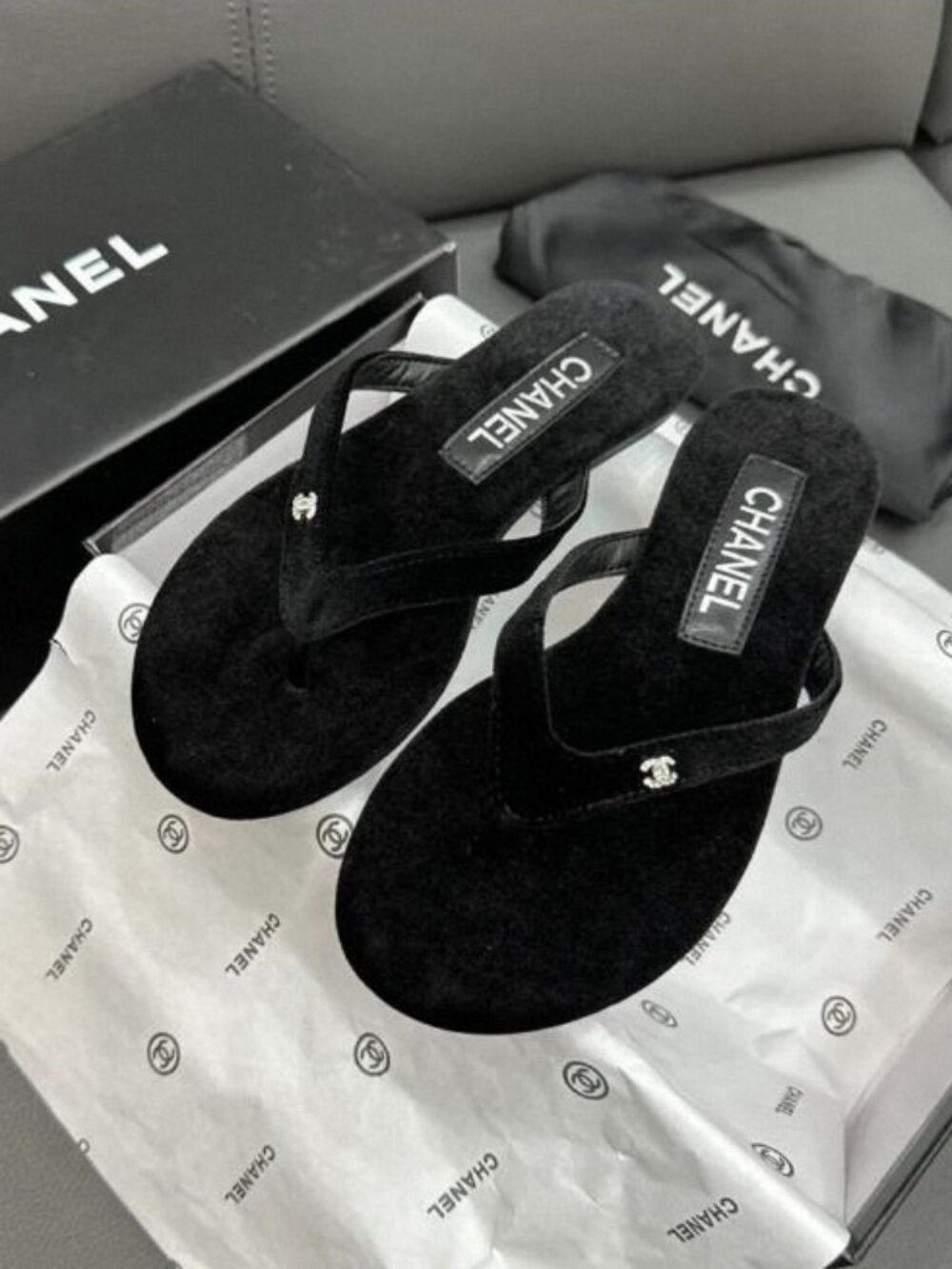CHANEL Flip-flop sandals